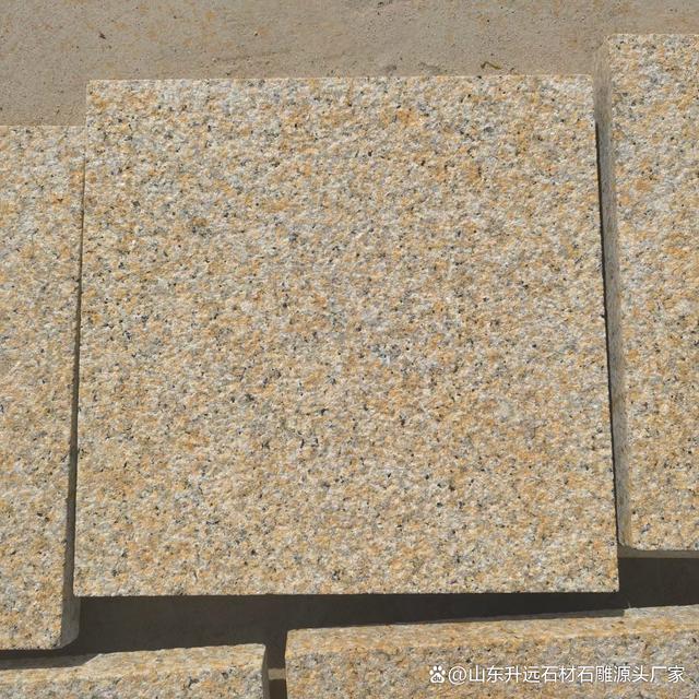 黄锈石仿古面做旧石材,黄锈石老石板酸洗面加工